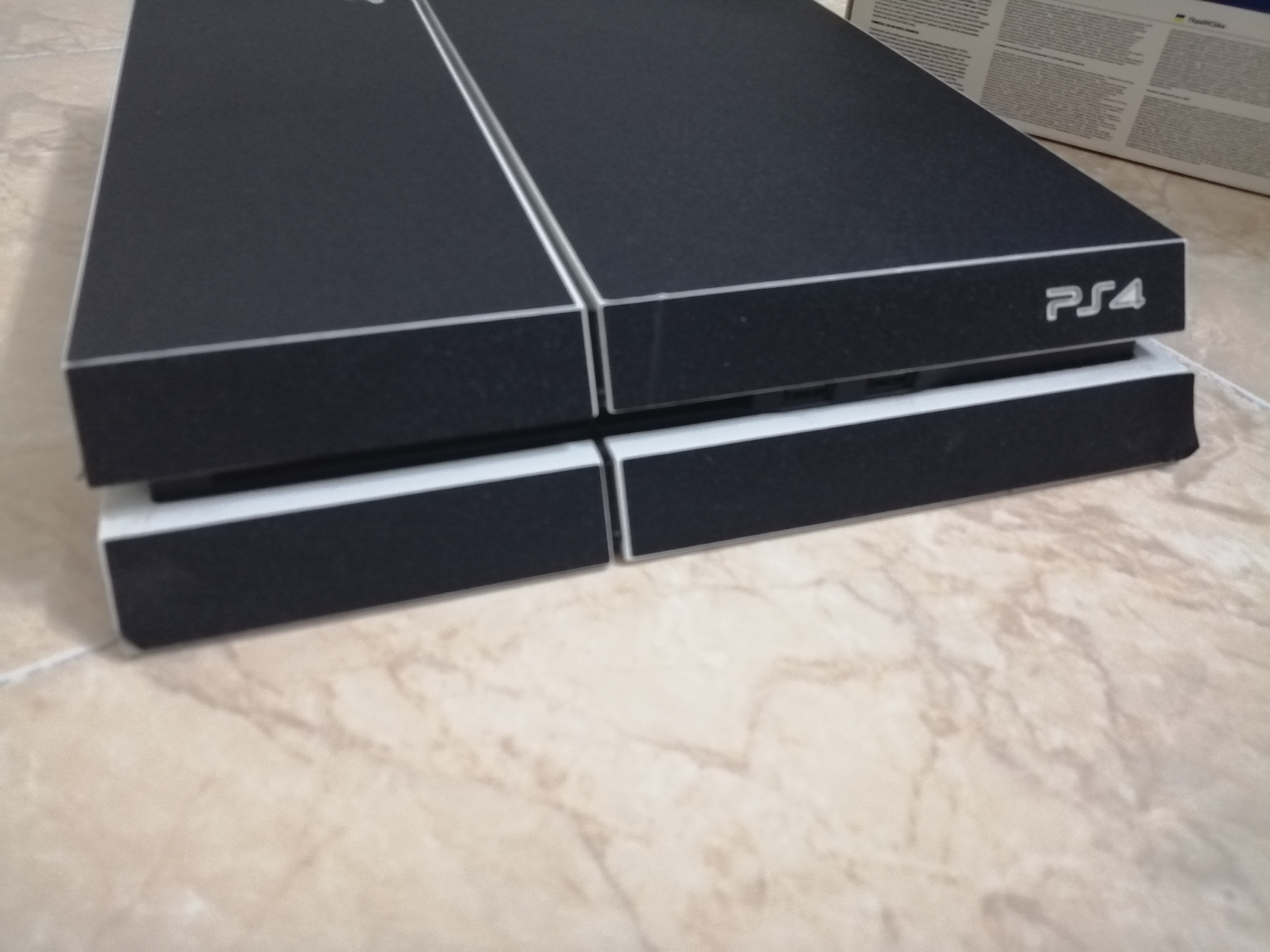 PS4 Slim 1TB + بیش از 10 بازی به روز + 2 دسته (گارانتی سلامت کالا)